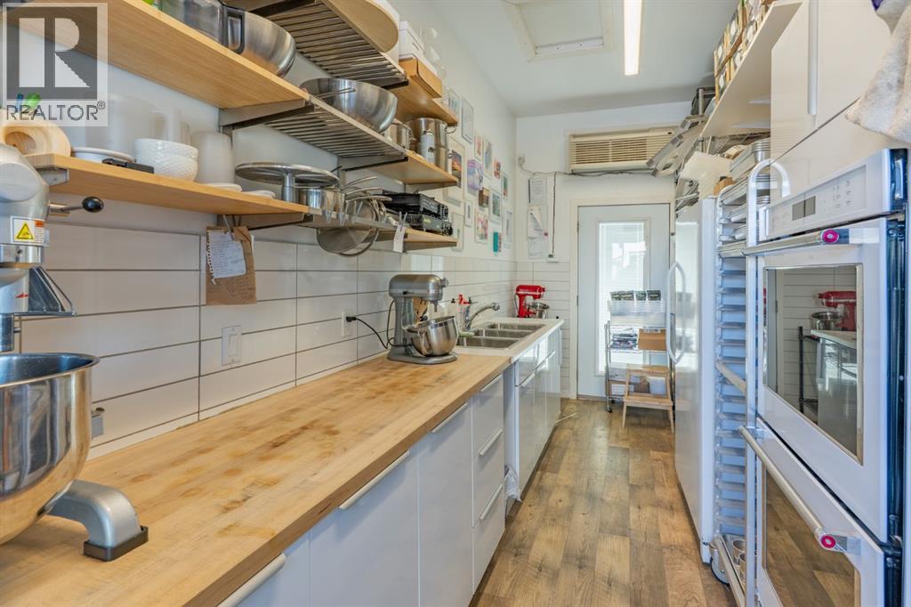 311 Somerside Road SE - 34