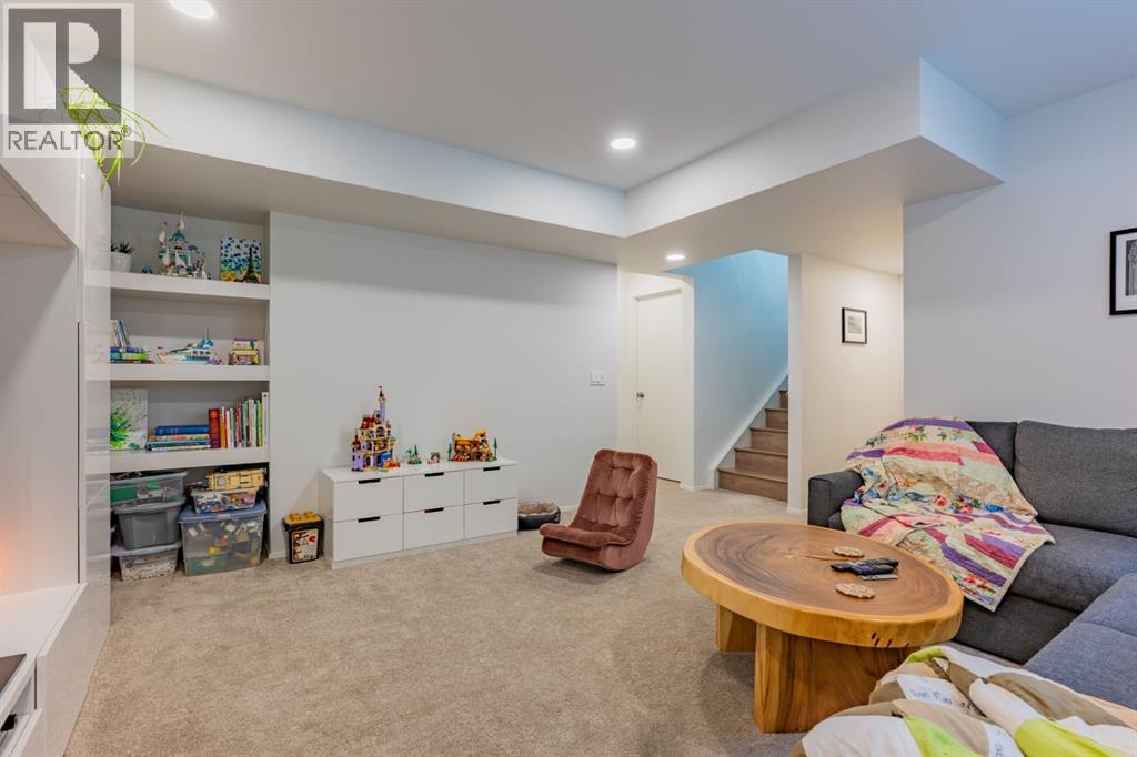 311 Somerside Road SE - 29