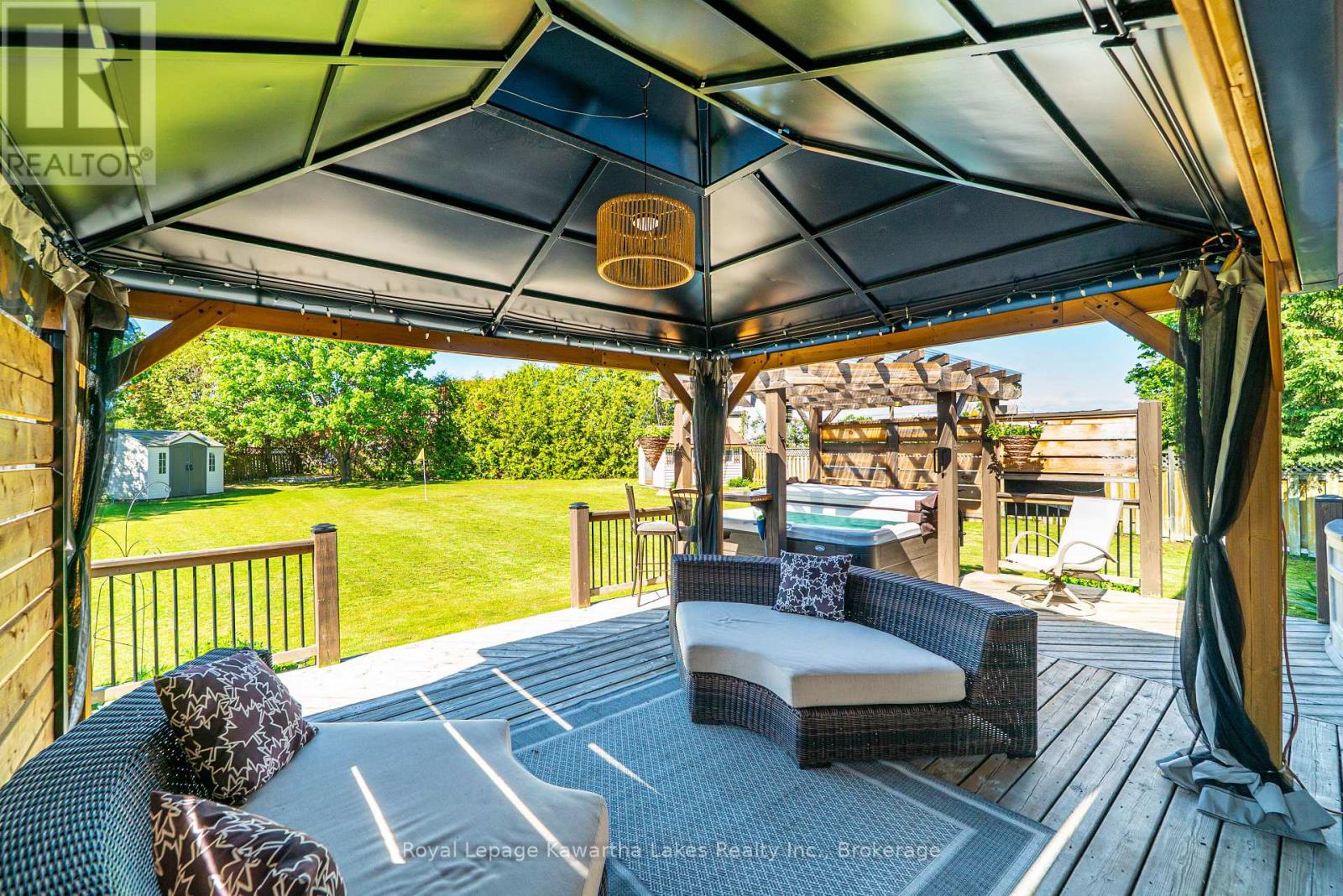 46 MADILL CRESCENT - 22