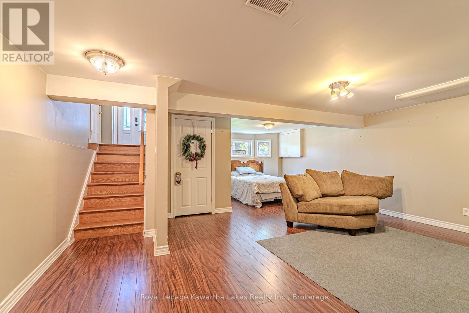 46 MADILL CRESCENT - 25