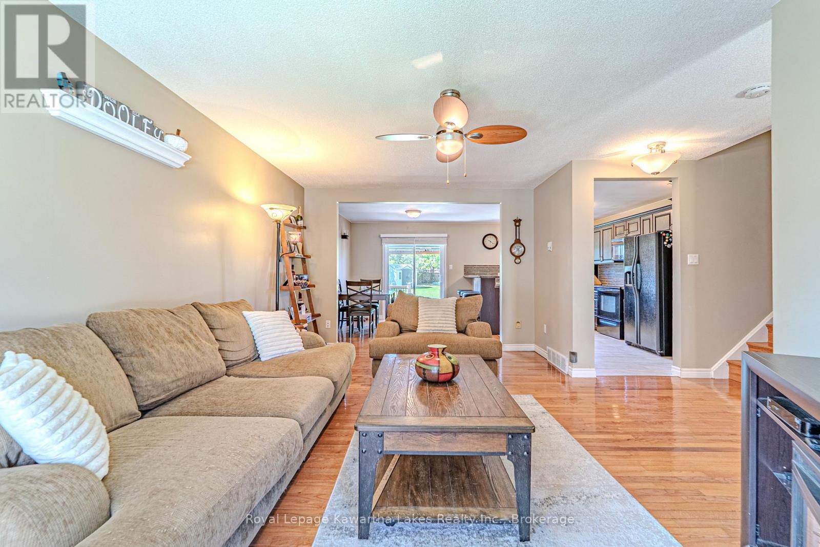 46 MADILL CRESCENT - 39