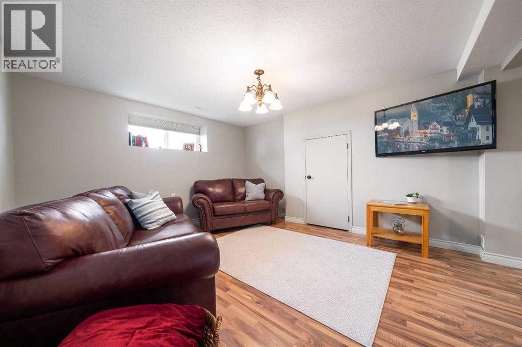 91 Hunt Crescent NE — photo 22
