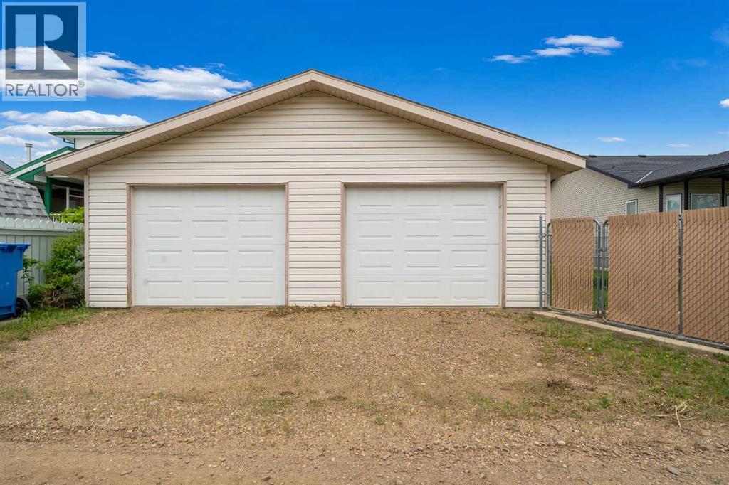 91 Hunt Crescent NE — photo 7