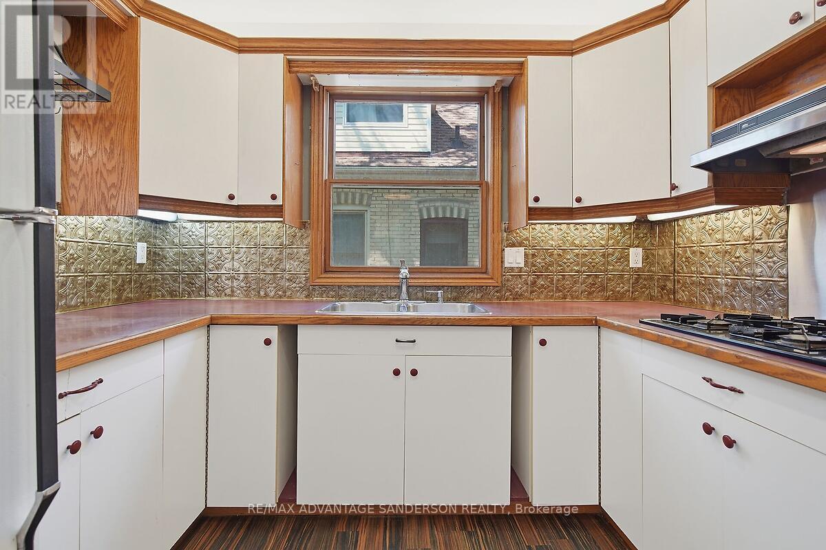 13 BRIGHTON STREET - 27
