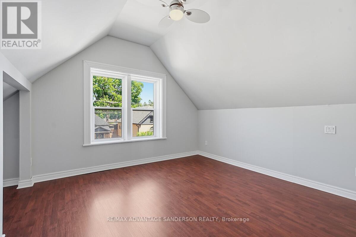 13 BRIGHTON STREET - 33