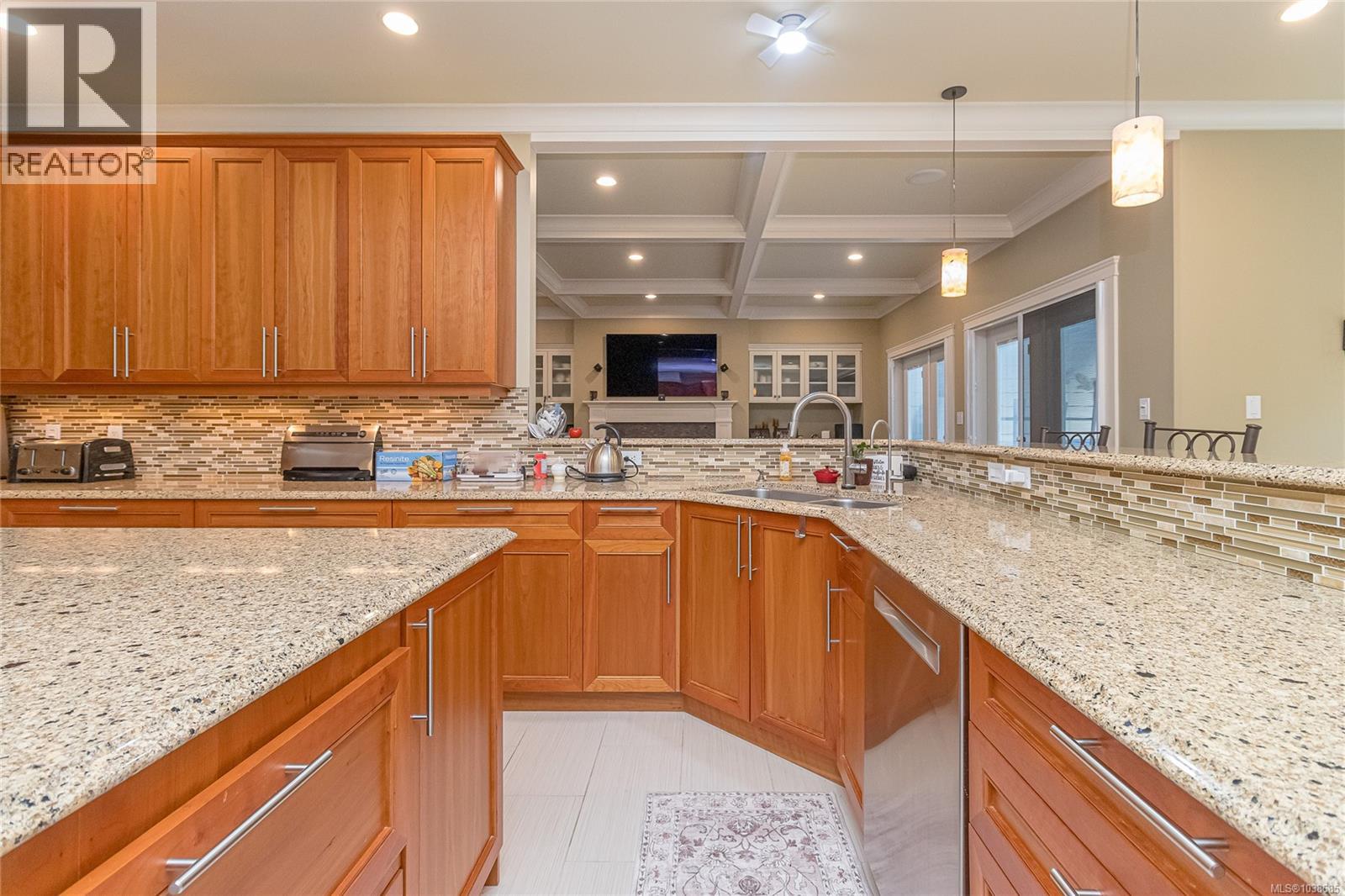 10115 Chemainus Rd - 34