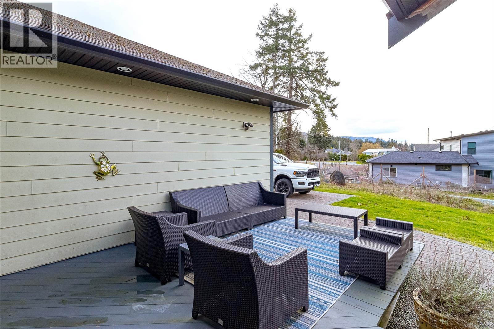 10115 Chemainus Rd - 48