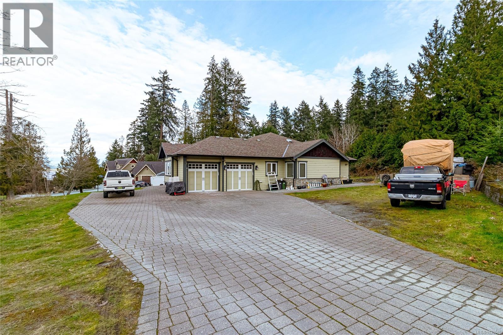 10115 Chemainus Rd - 55