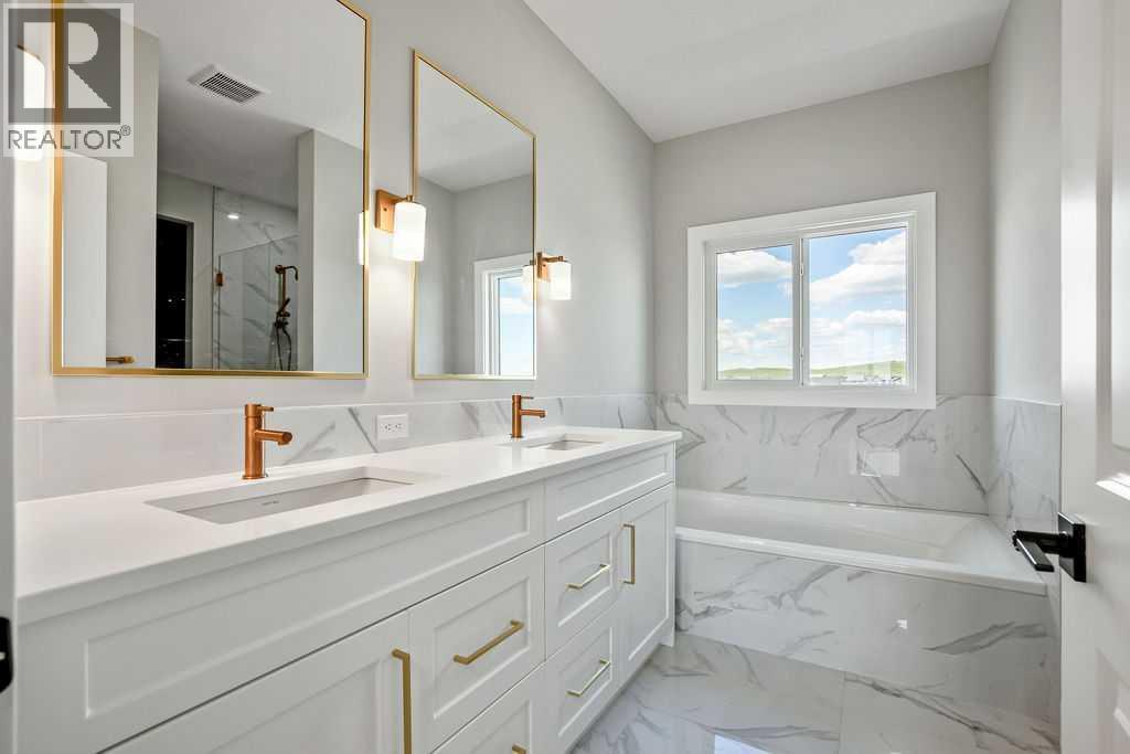 127 Creekstone Park SW - 31