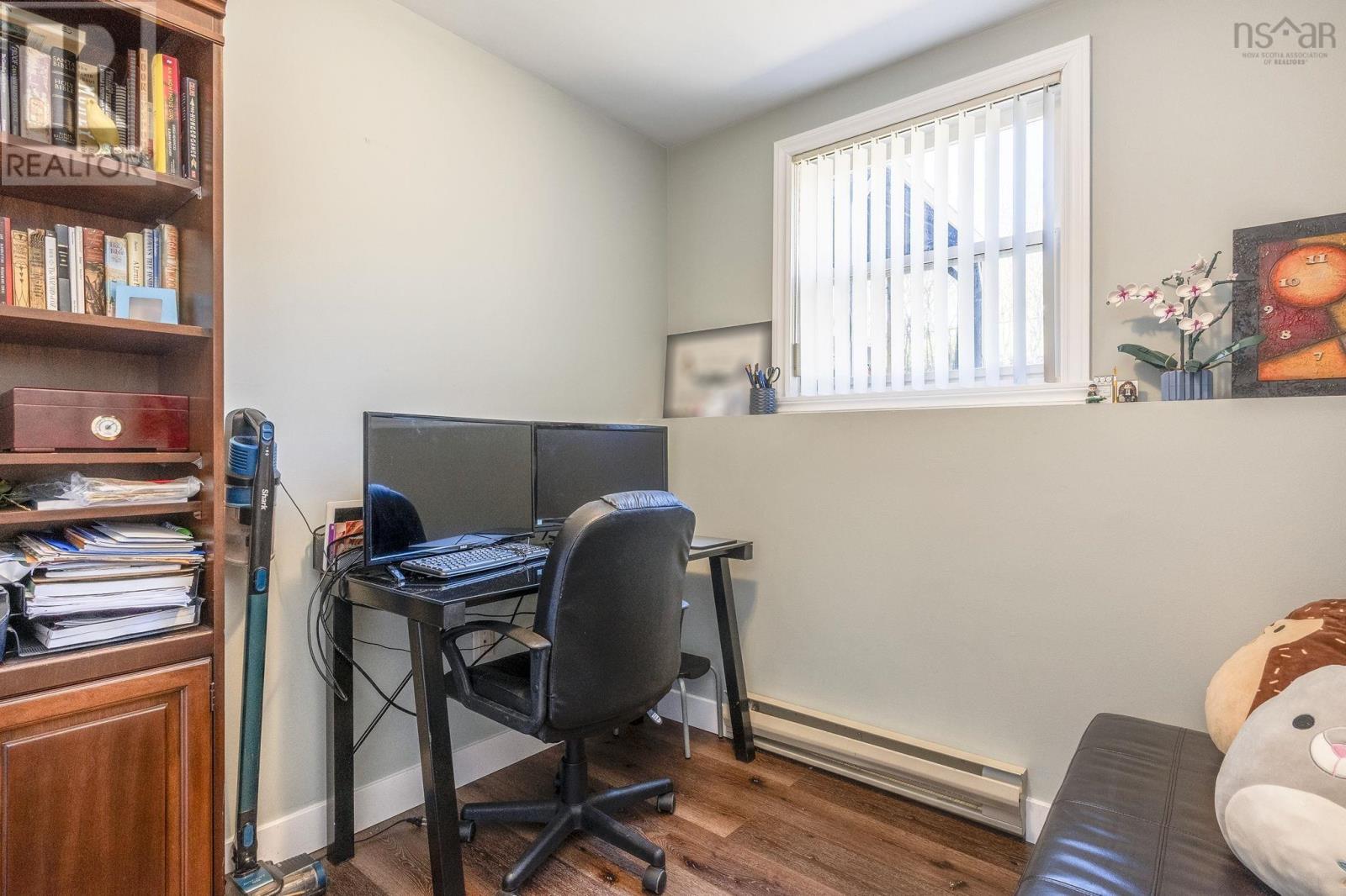 909 Julie Drive - 25