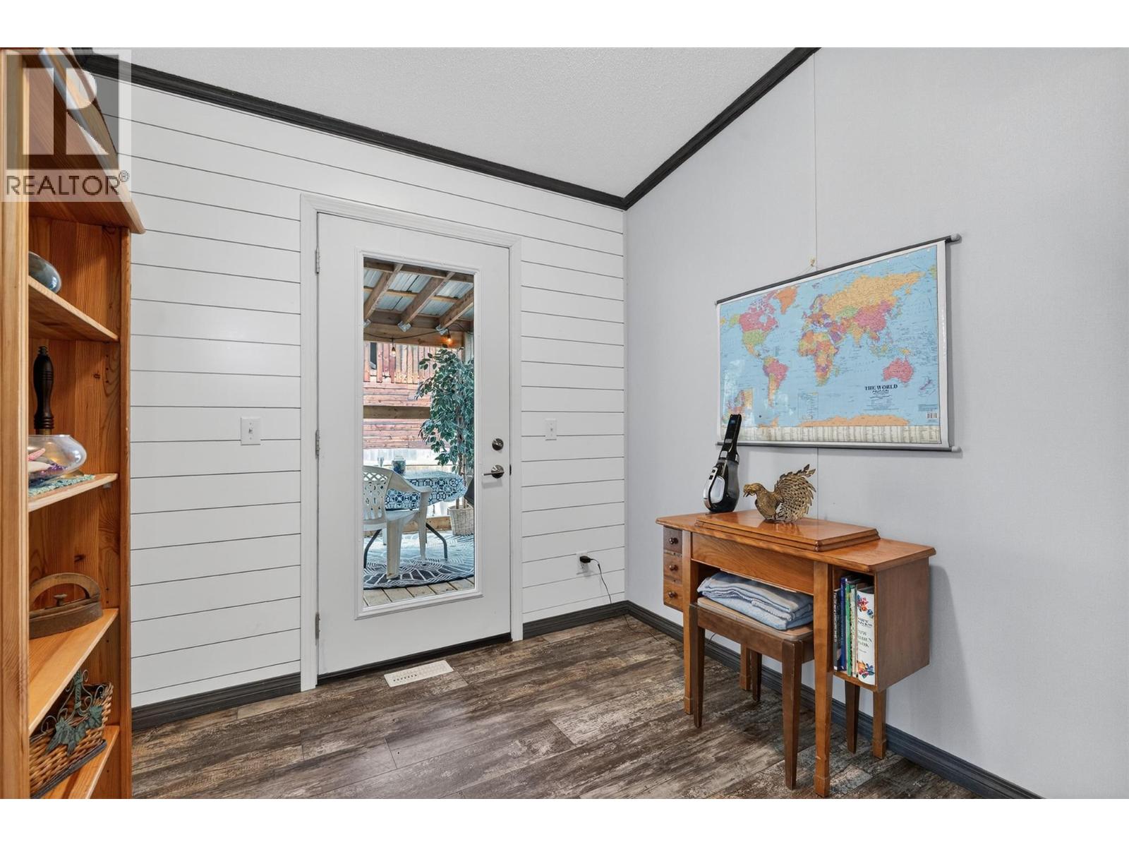 #11 5235 Shaw Road - 31