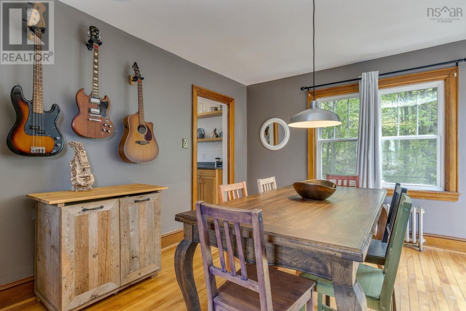 Property 20 of 45 of 19 Tophill Road