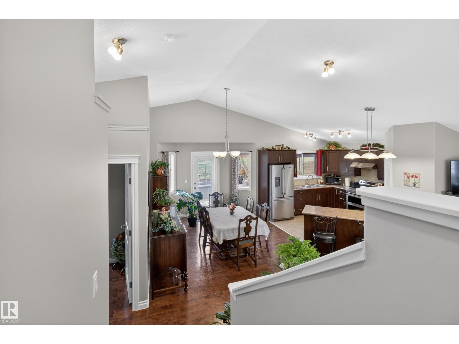 21 Beaverhill View Cr - 27