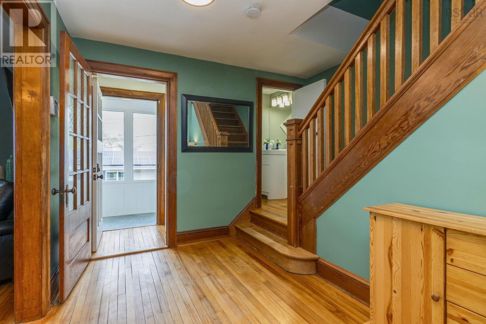 Property 38 of 45 of 19 Tophill Road