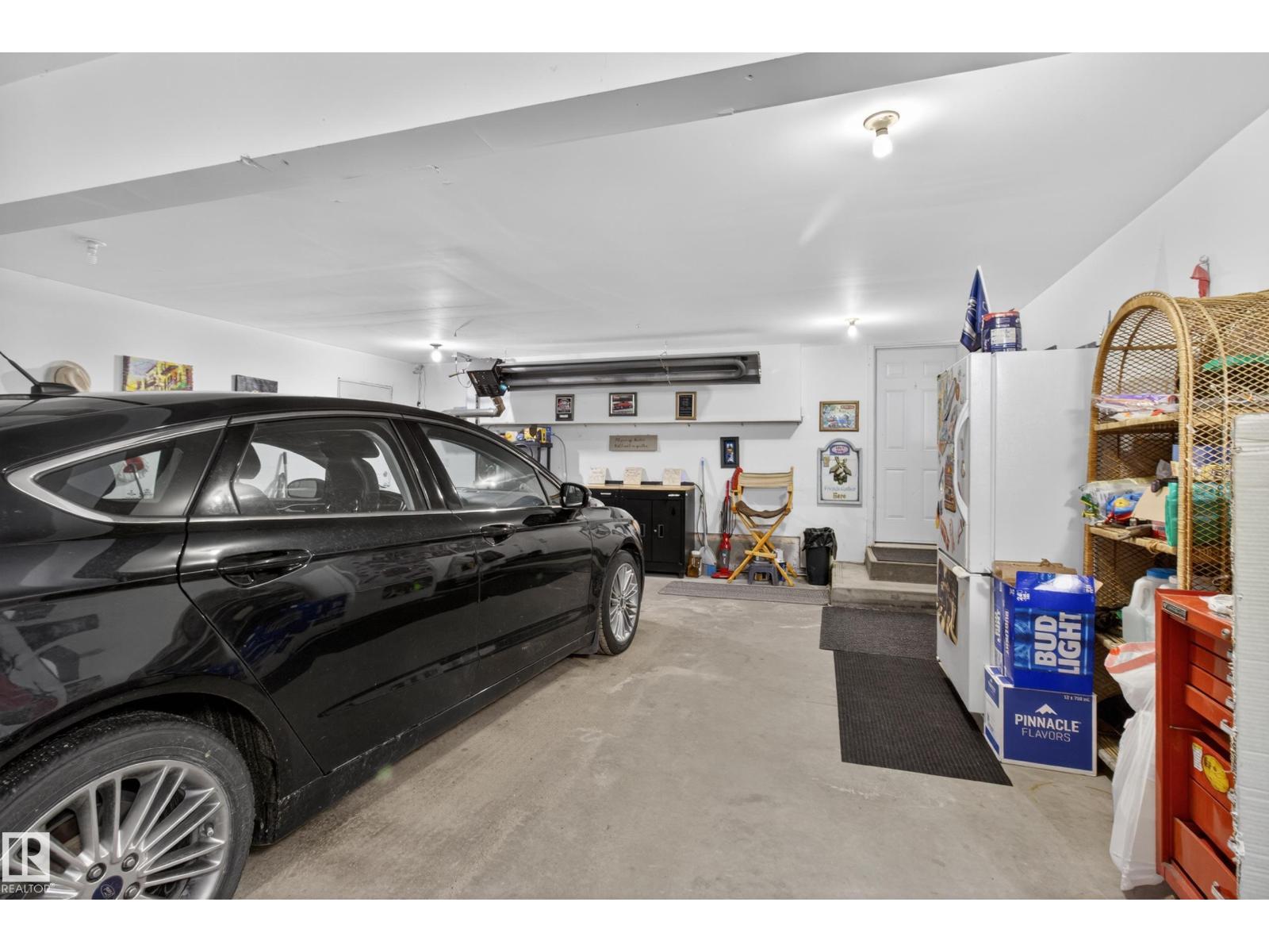 21 Beaverhill View Cr - 53