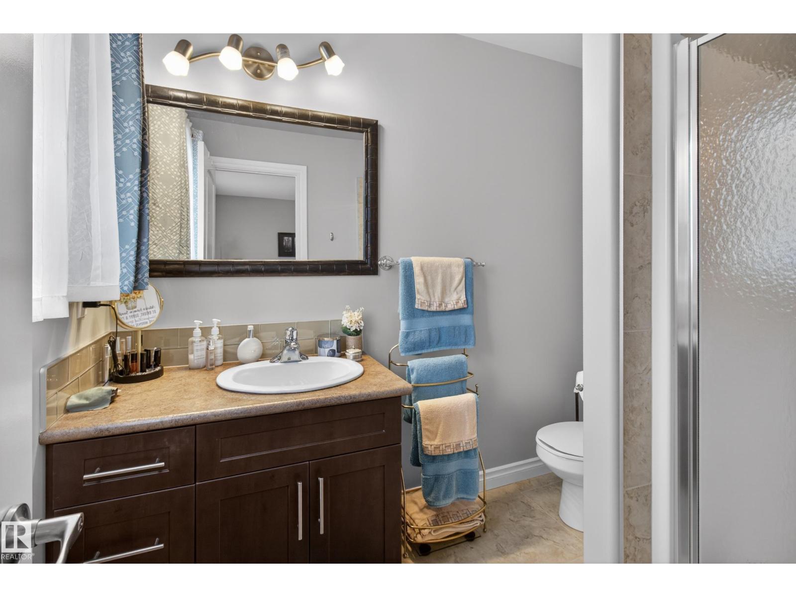 21 Beaverhill View Cr - 24