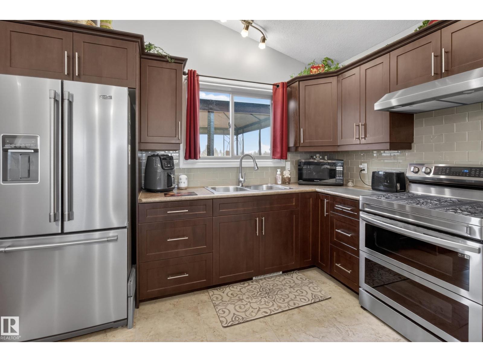 21 Beaverhill View Cr - 10