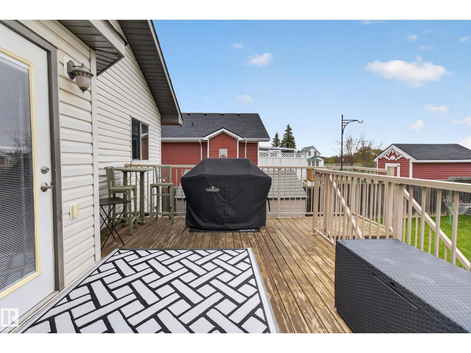 21 Beaverhill View Cr - 44