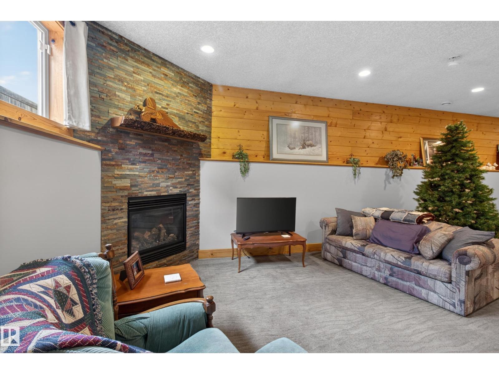 21 Beaverhill View Cr - 31