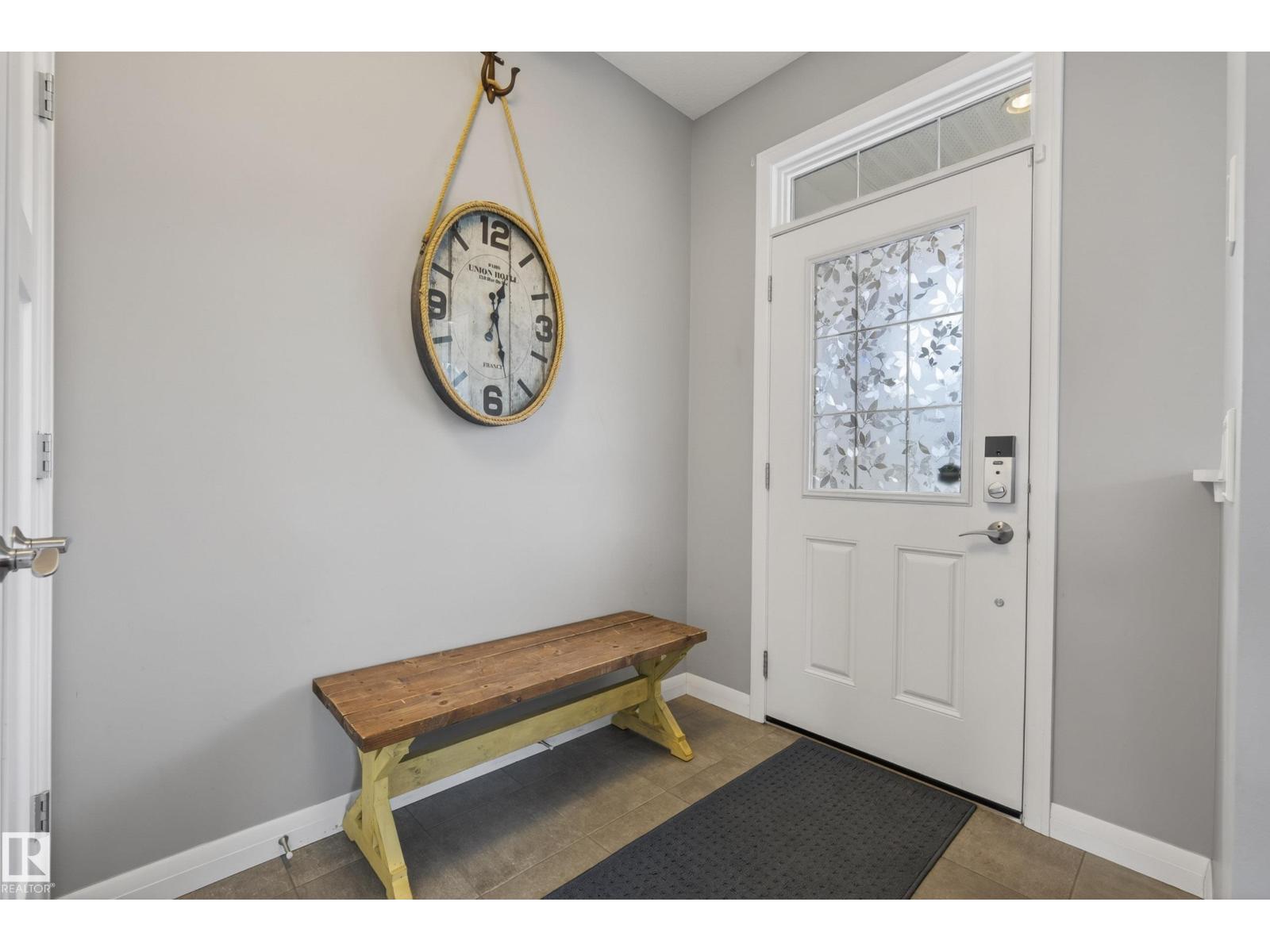 8416 23 AV SW - 9