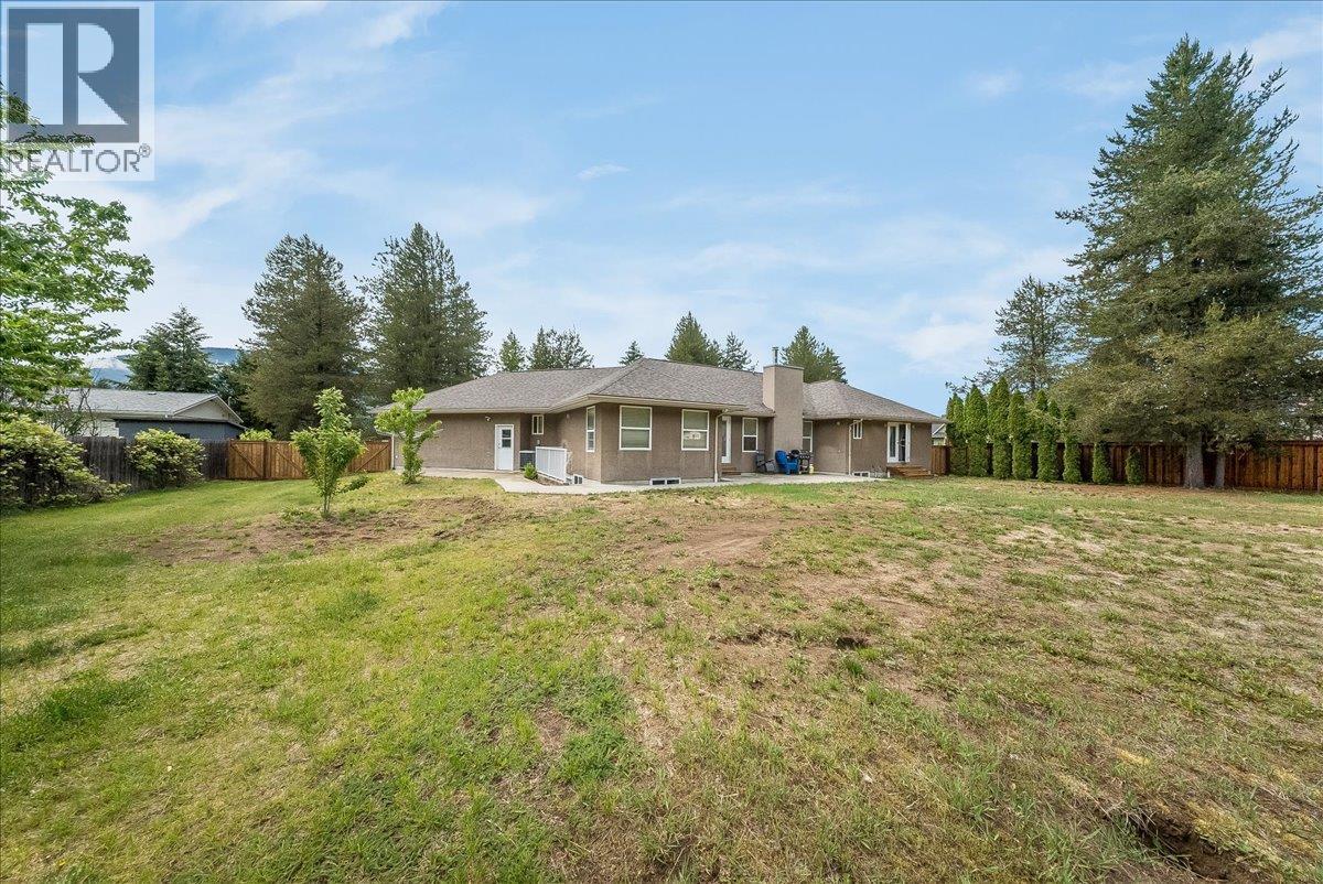 816 COLUMBIA Road - photo 2