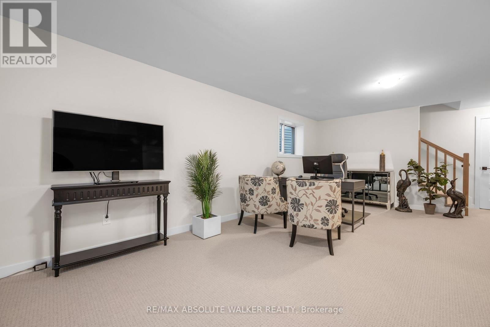 515 PAAKANAAK AVENUE - 36