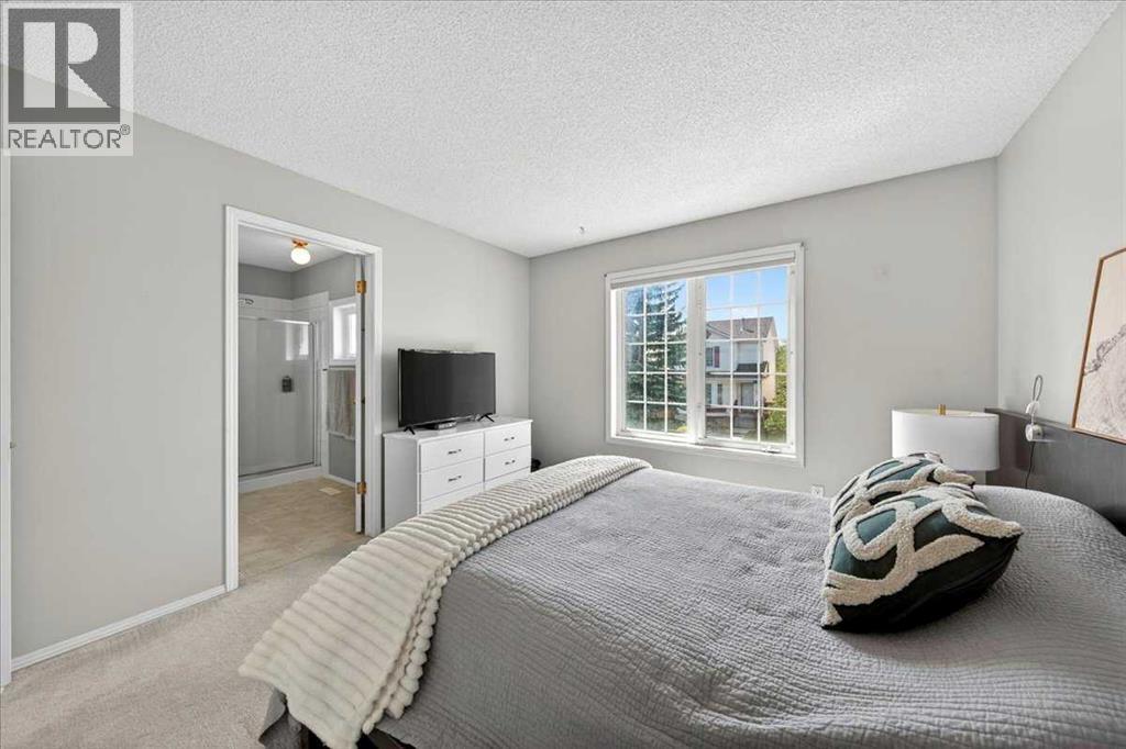 166 Mt Lorette Close SE - 21