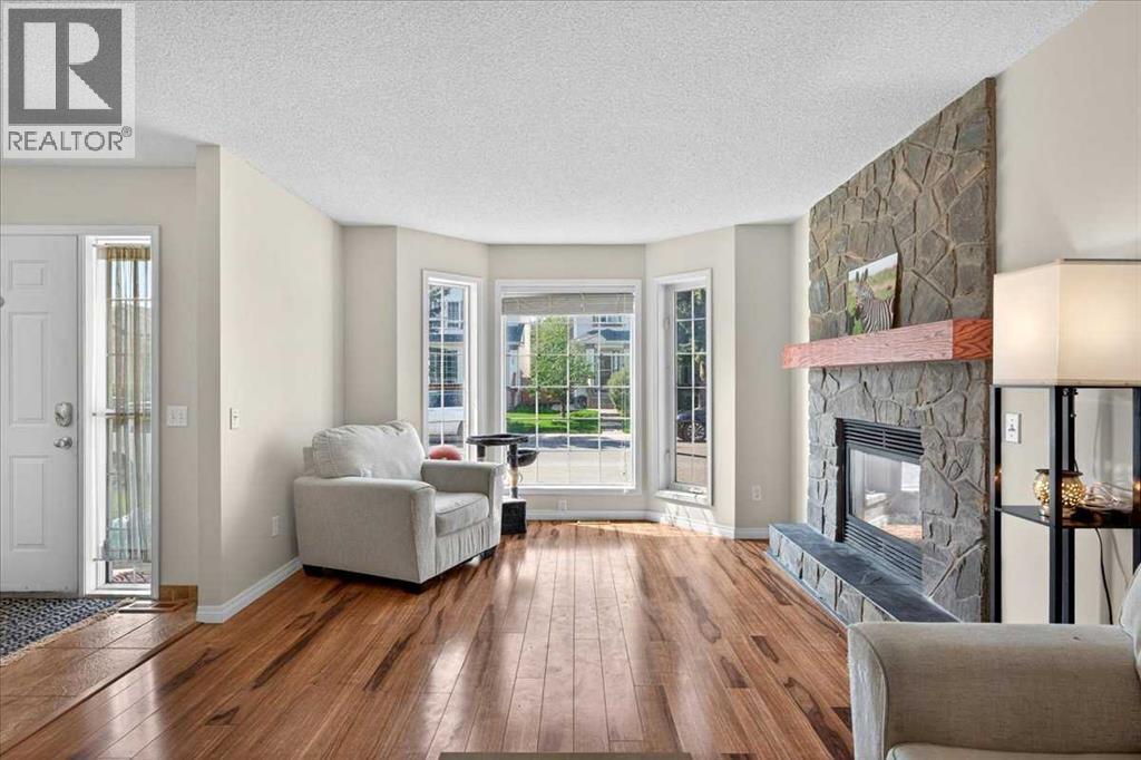 166 Mt Lorette Close SE - 9
