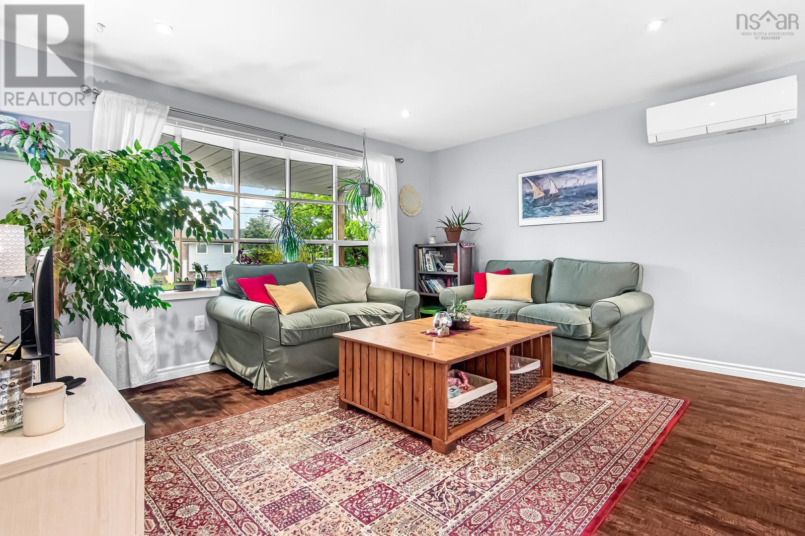 Property 25 of 35 of 73 Wexford Road