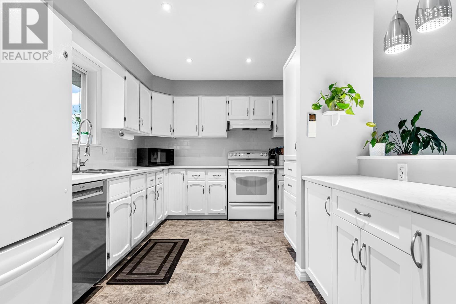 Property 26 of 35 of 73 Wexford Road