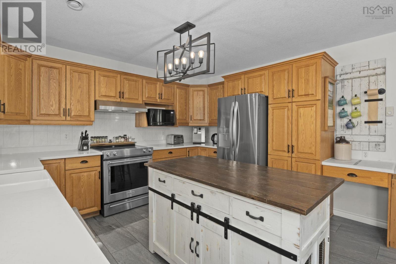 Property 41 of 44 of 101 Rivercrest Lane