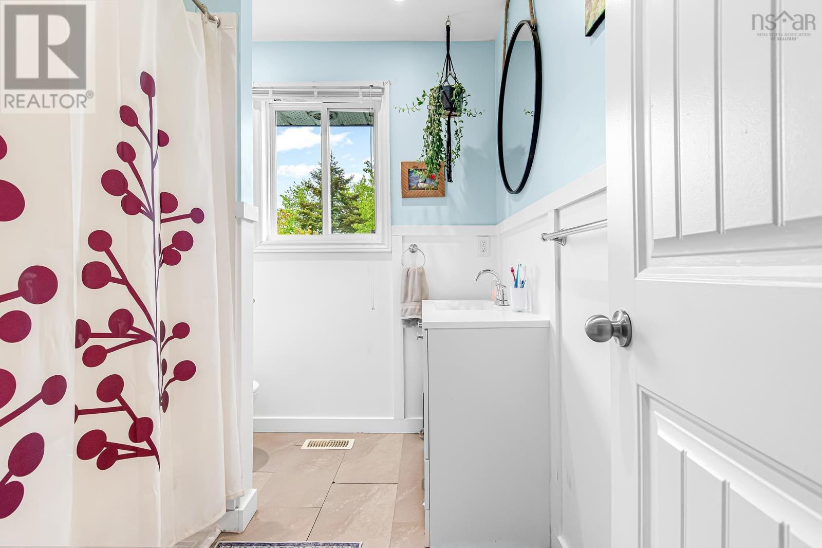 Property 22 of 35 of 73 Wexford Road