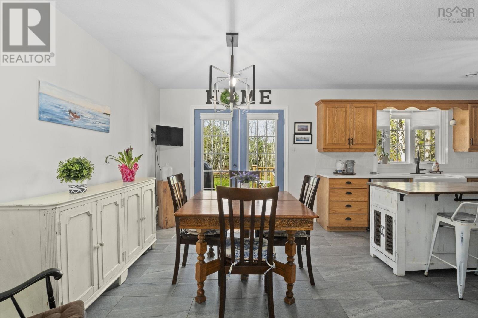 Property 7 of 44 of 101 Rivercrest Lane