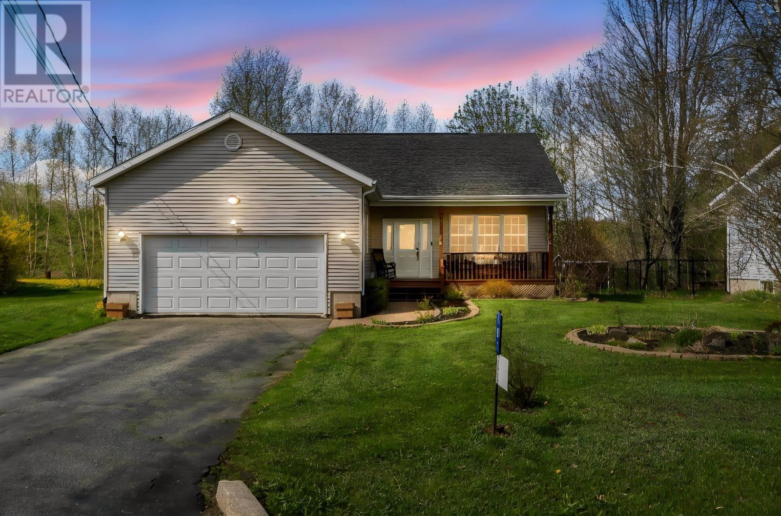 Property photo of 101 Rivercrest Lane