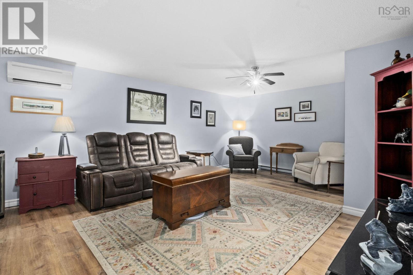 Property 36 of 44 of 101 Rivercrest Lane