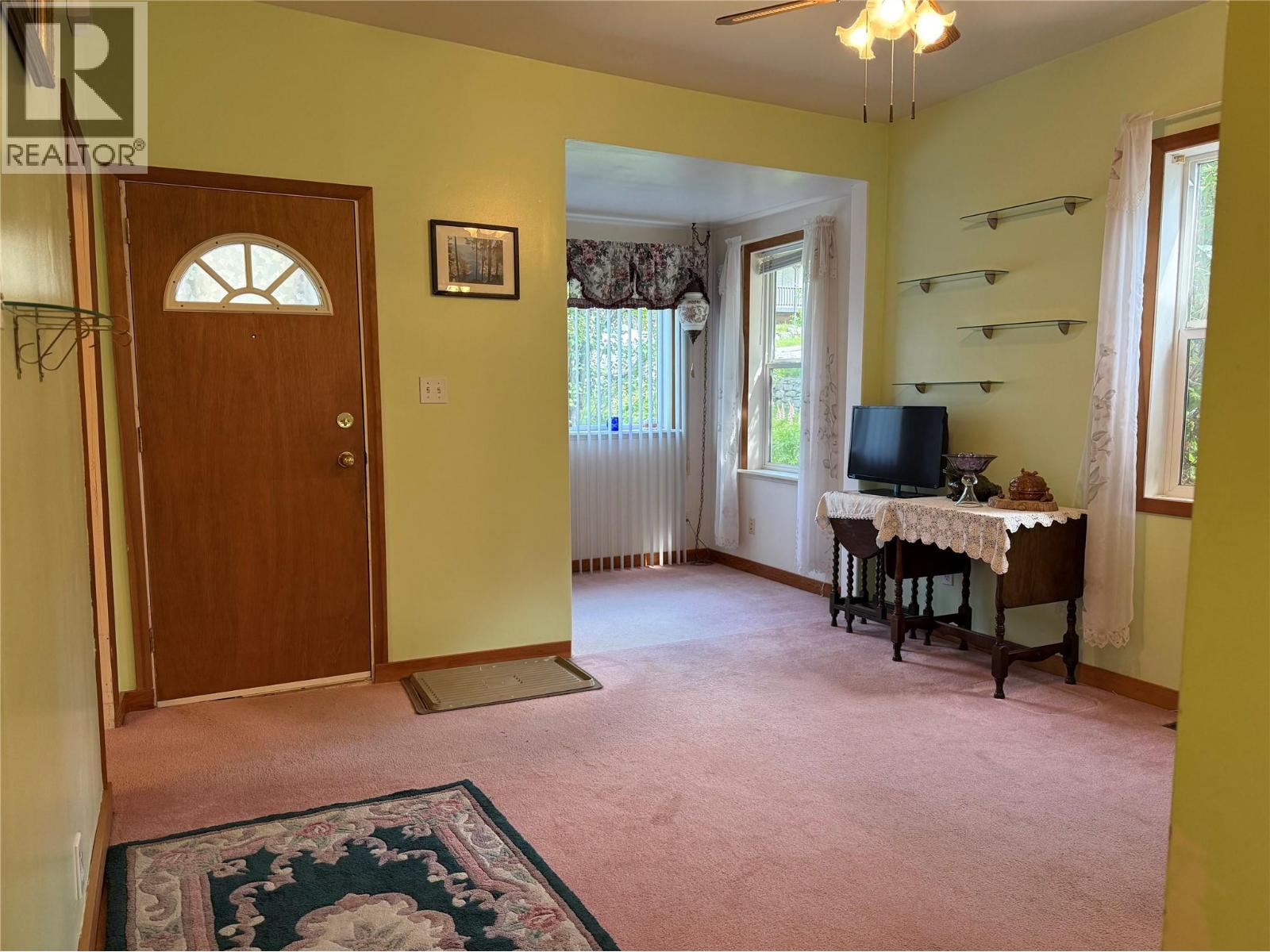 913 Sixth Street - 11