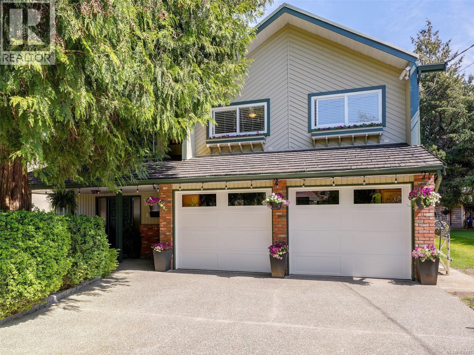 3369 St. Troy Place - main photo