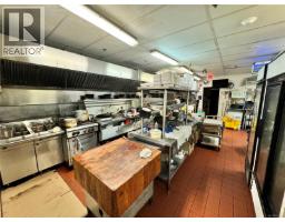 104 1551 Cedar Hill Cross Rd, Saanich, BC V8P3E6 Photo 13