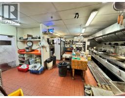 104 1551 Cedar Hill Cross Rd, Saanich, BC V8P3E6 Photo 12