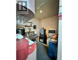 104 1551 Cedar Hill Cross Rd, Saanich, BC V8P3E6 Photo 17