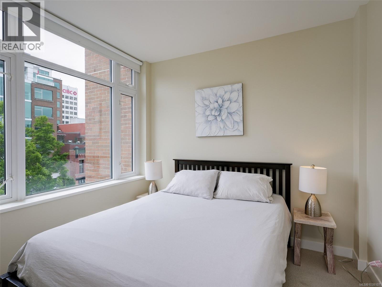 #405 728 Yates St - 7
