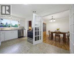11757 Carr Street, Maple Ridge, BC V2X5N1 Photo 9