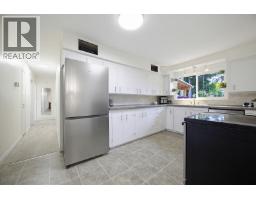 11757 Carr Street, Maple Ridge, BC V2X5N1 Photo 36