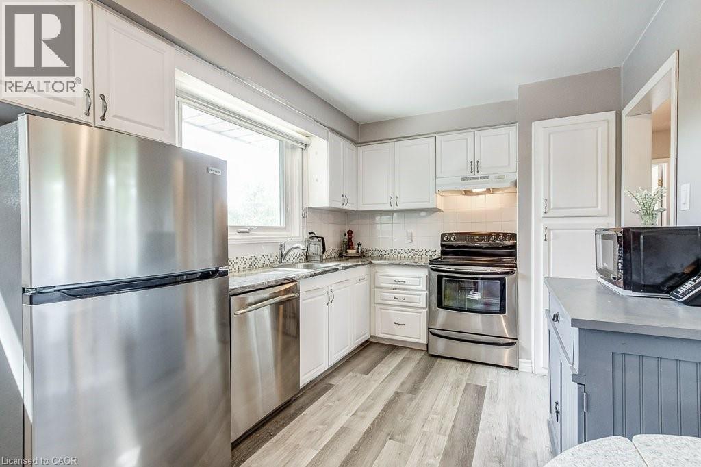 633 SHERATON Road - 10