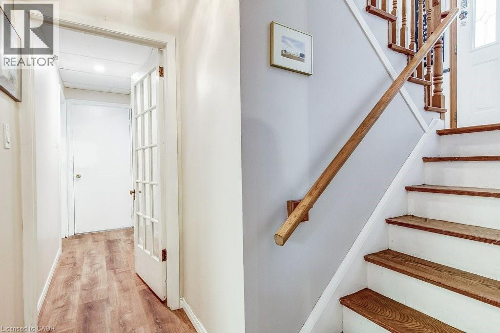 633 SHERATON Road - 21