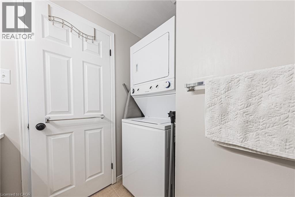 #103 180 LIMERIDGE Road W - 15