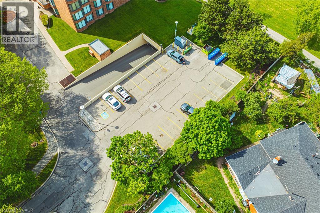 #103 180 LIMERIDGE Road W - 19