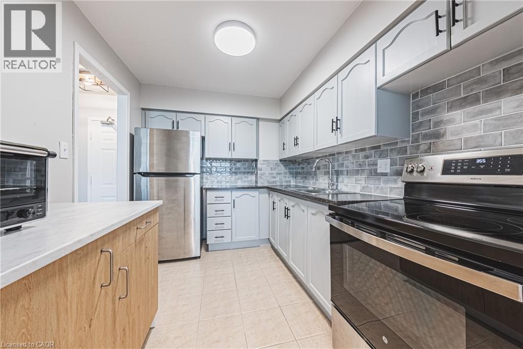#103 180 LIMERIDGE Road W - 4