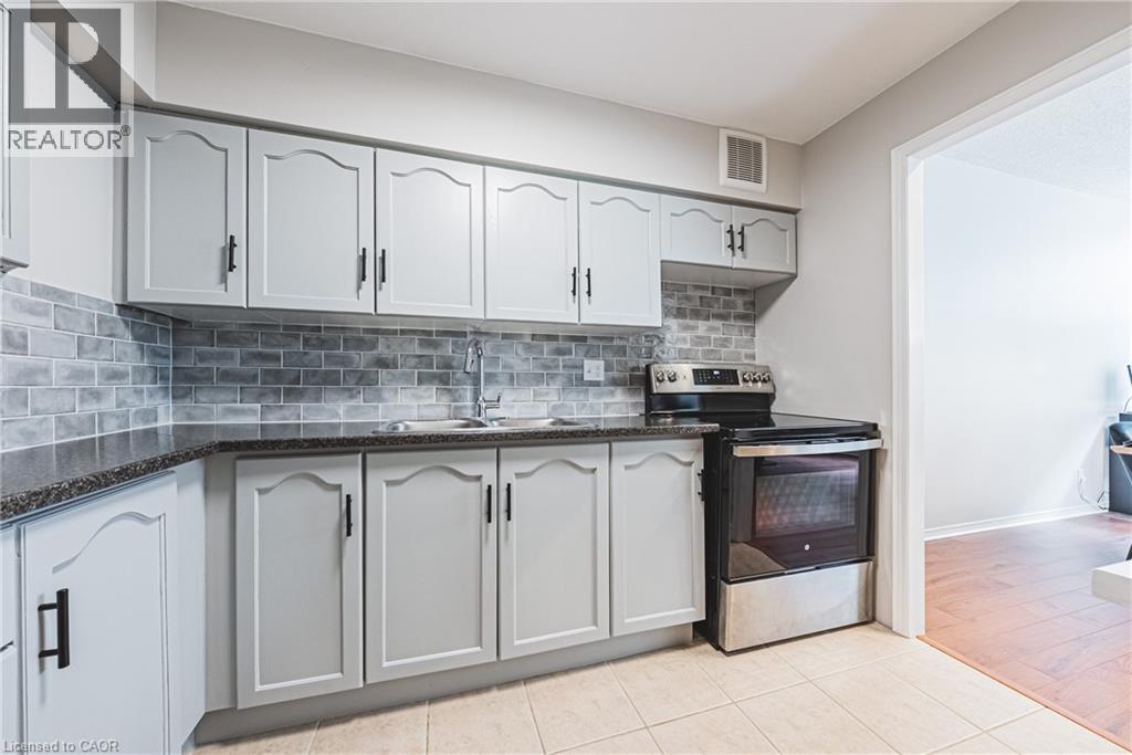 #103 180 LIMERIDGE Road W - 5