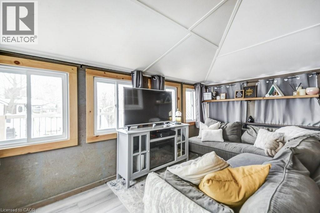 716 SANDY BAY Road - 18